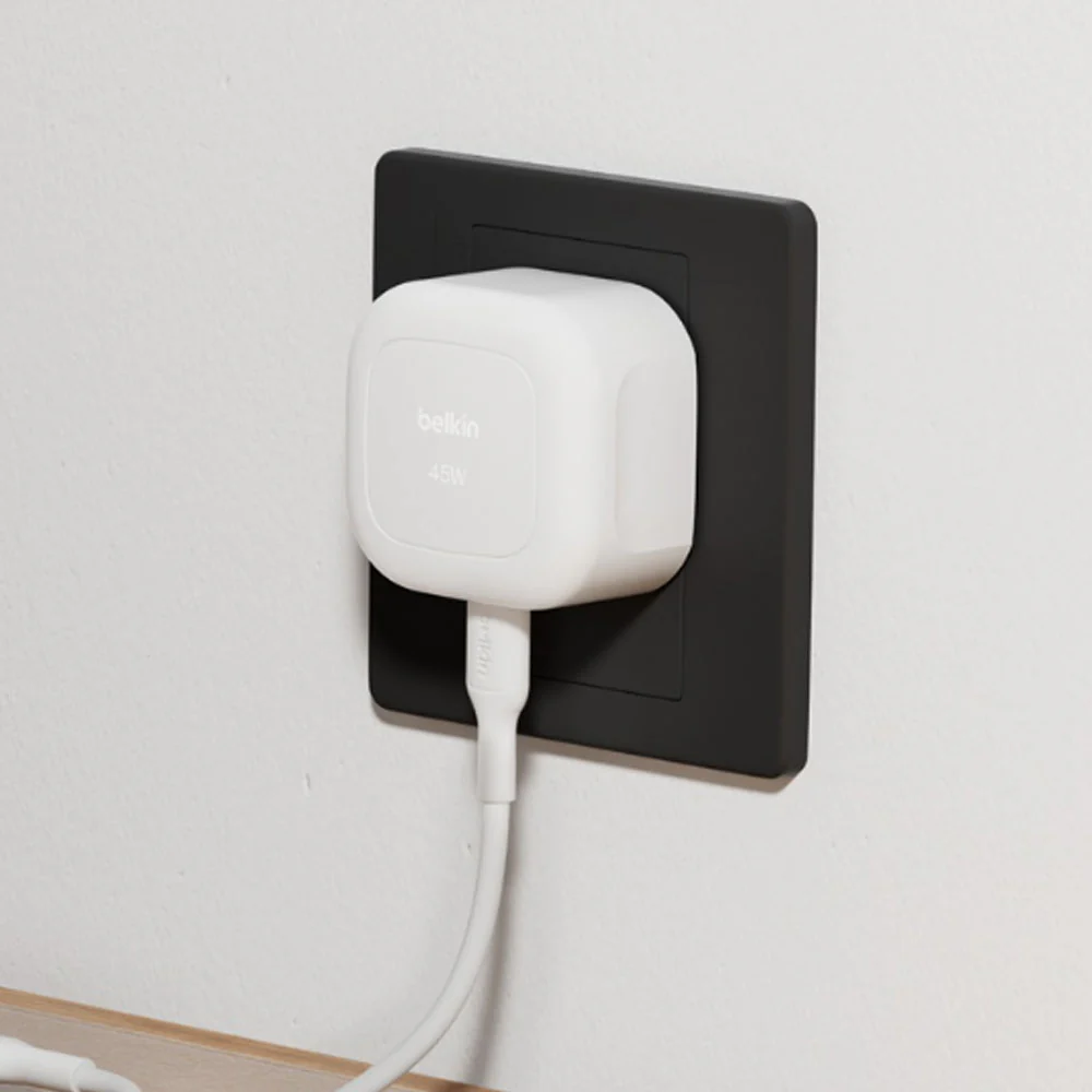Belkin BoostCharge Compact USB-C Wall Charger 45W UK Plug - Image 5
