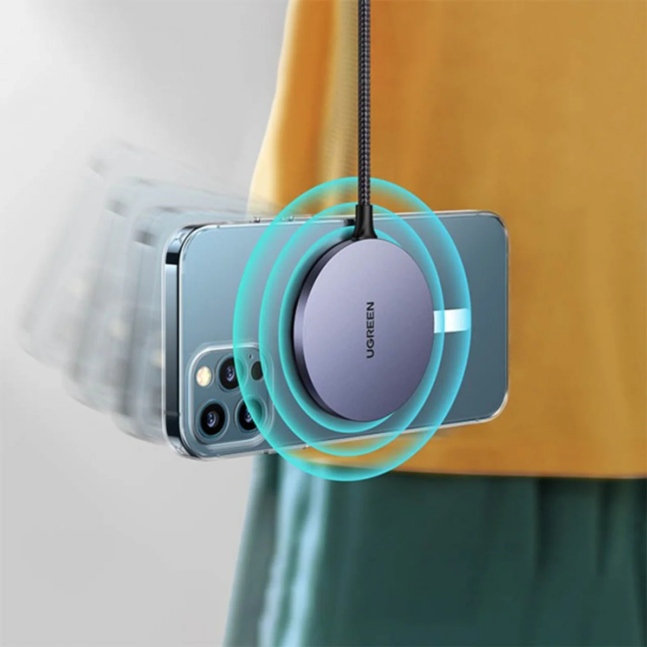 Ugreen MagSafe Magnetic Wireless Charger 15W (30233) - Image 3