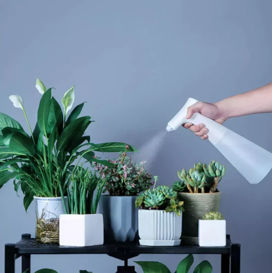 Xiaoda Portable Electric Watering Can 900ml - Image 3