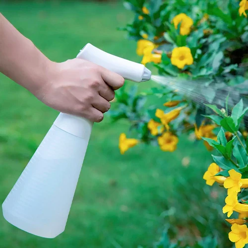 Xiaoda Portable Electric Watering Can 900ml - Image 4